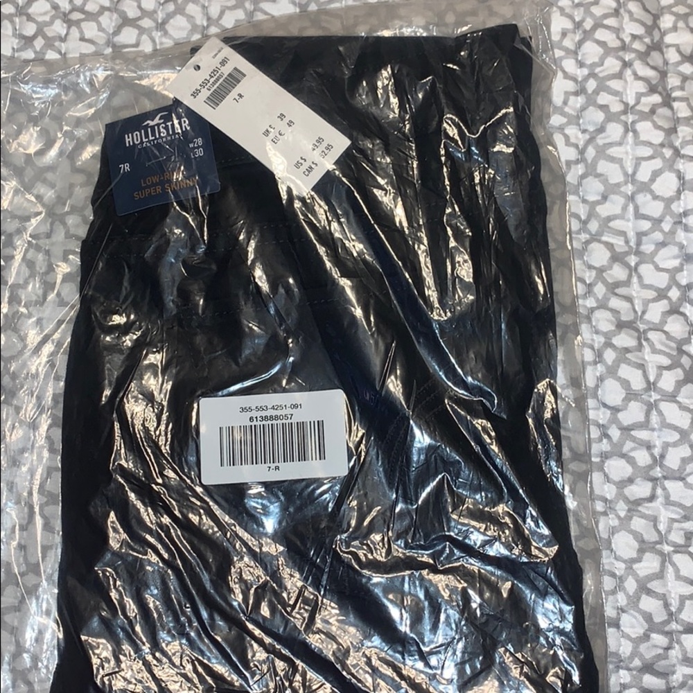 Black hollister jeans